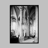 Croisee du transept, rotonde et colonnes, photo Deneux, Henri (Collection),culture.gouv.fr.jpg